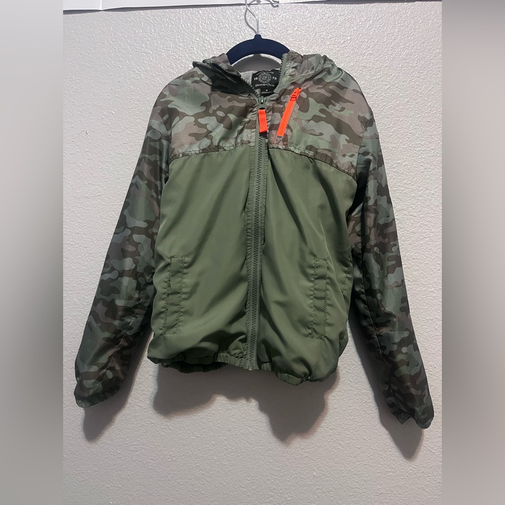 Boys size 6 light weight jacket